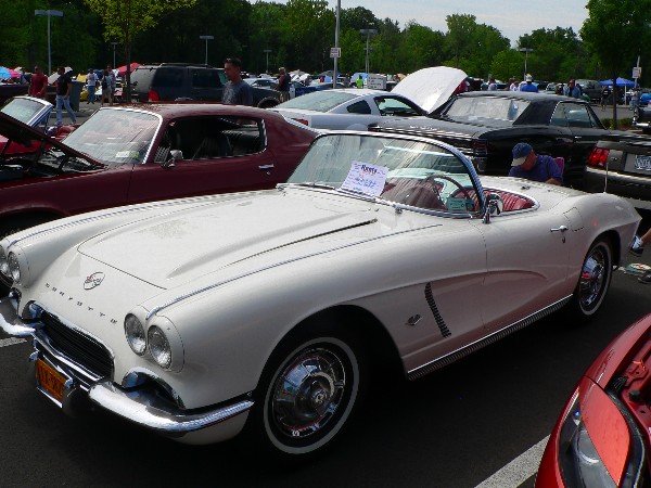 Corvette at Lia Car Show 2011 Corvette at Lia Car Show 2011